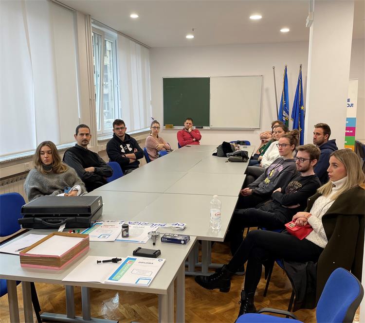 Slika /02_vijesti/2023/2 mjesec/pol škola promidzba/4.jpg